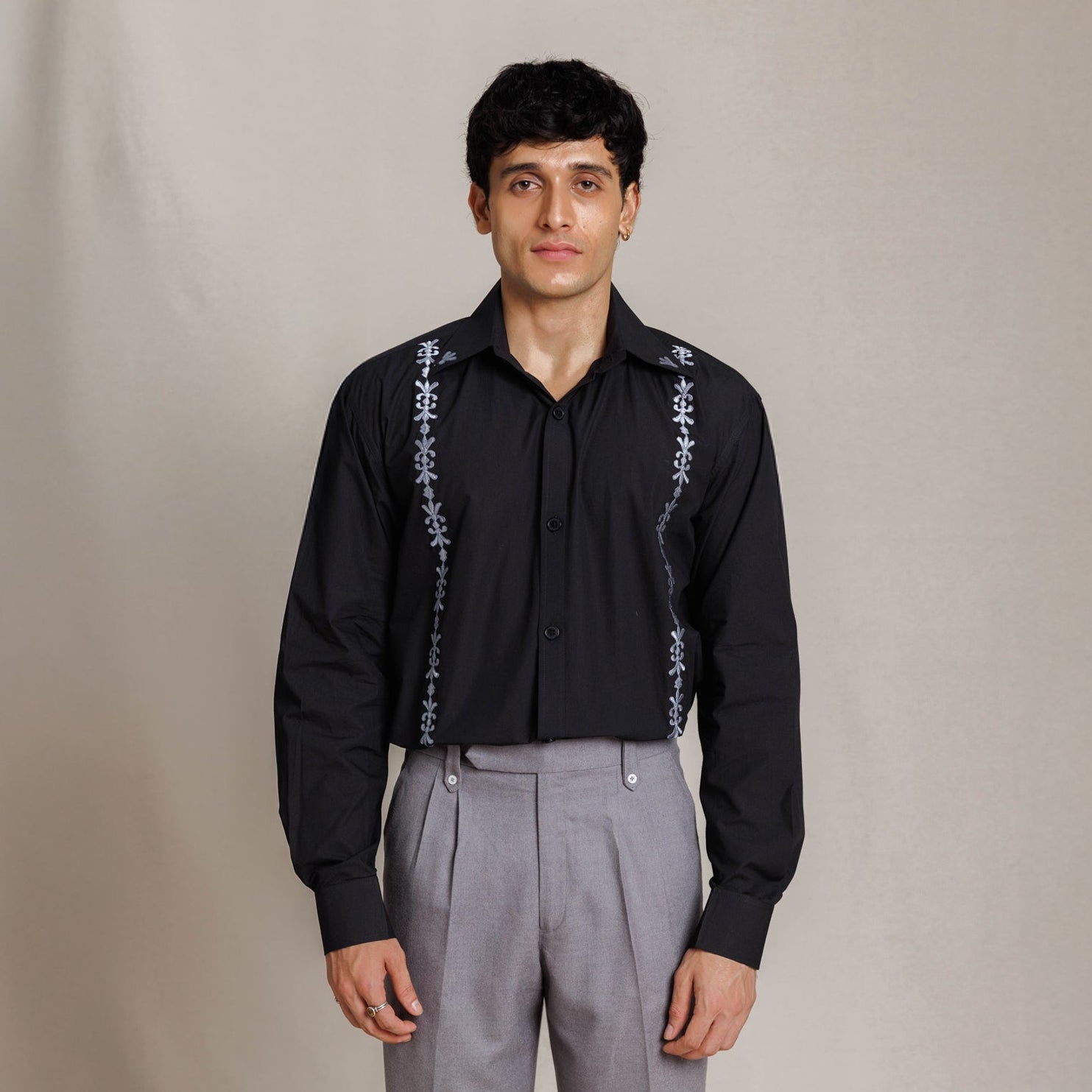 Sleek simplicity - Shirt
